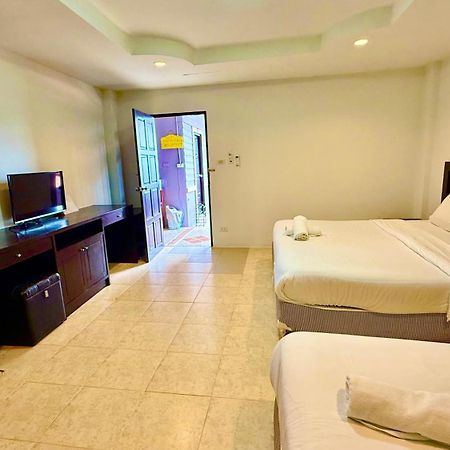 Hill Side Patong Hotel Exterior photo