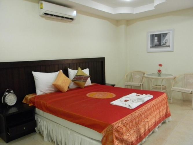 Hill Side Patong Hotel Room photo