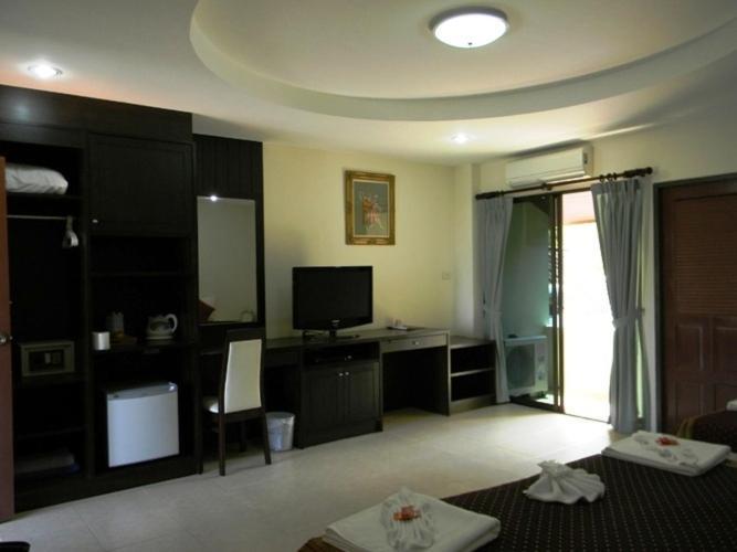 Hill Side Patong Hotel Room photo