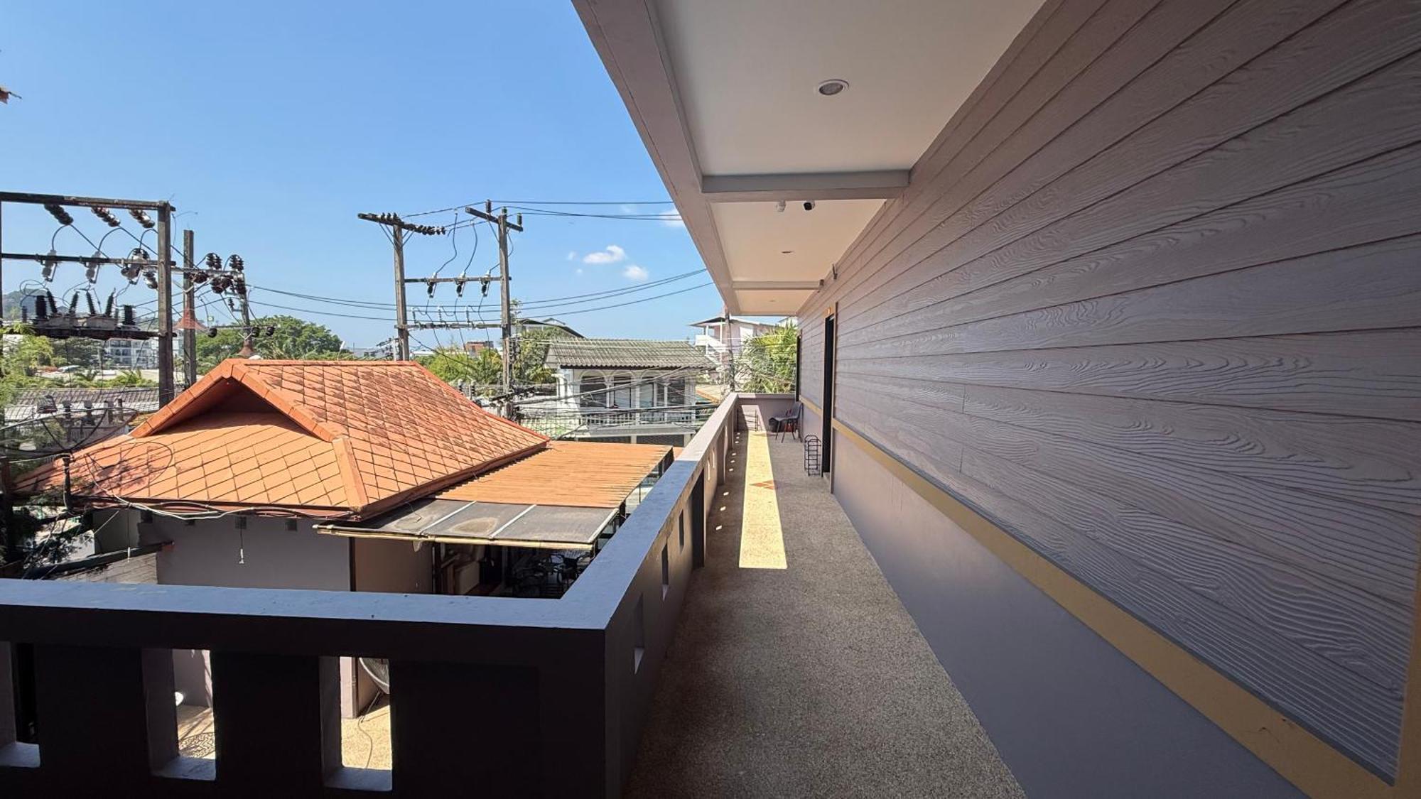 Hill Side Patong Hotel Exterior photo